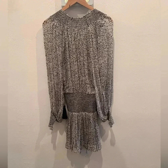 Karina Grimaldi Vintage Print Mini‎ Dress in Gray XS - Picture 6 of 8